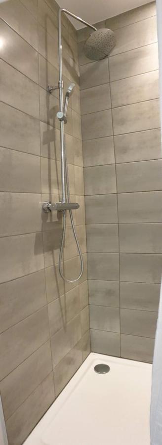 Chambres Privees Hyper-Centre Epernay Lit 160X200Cm Luaran gambar