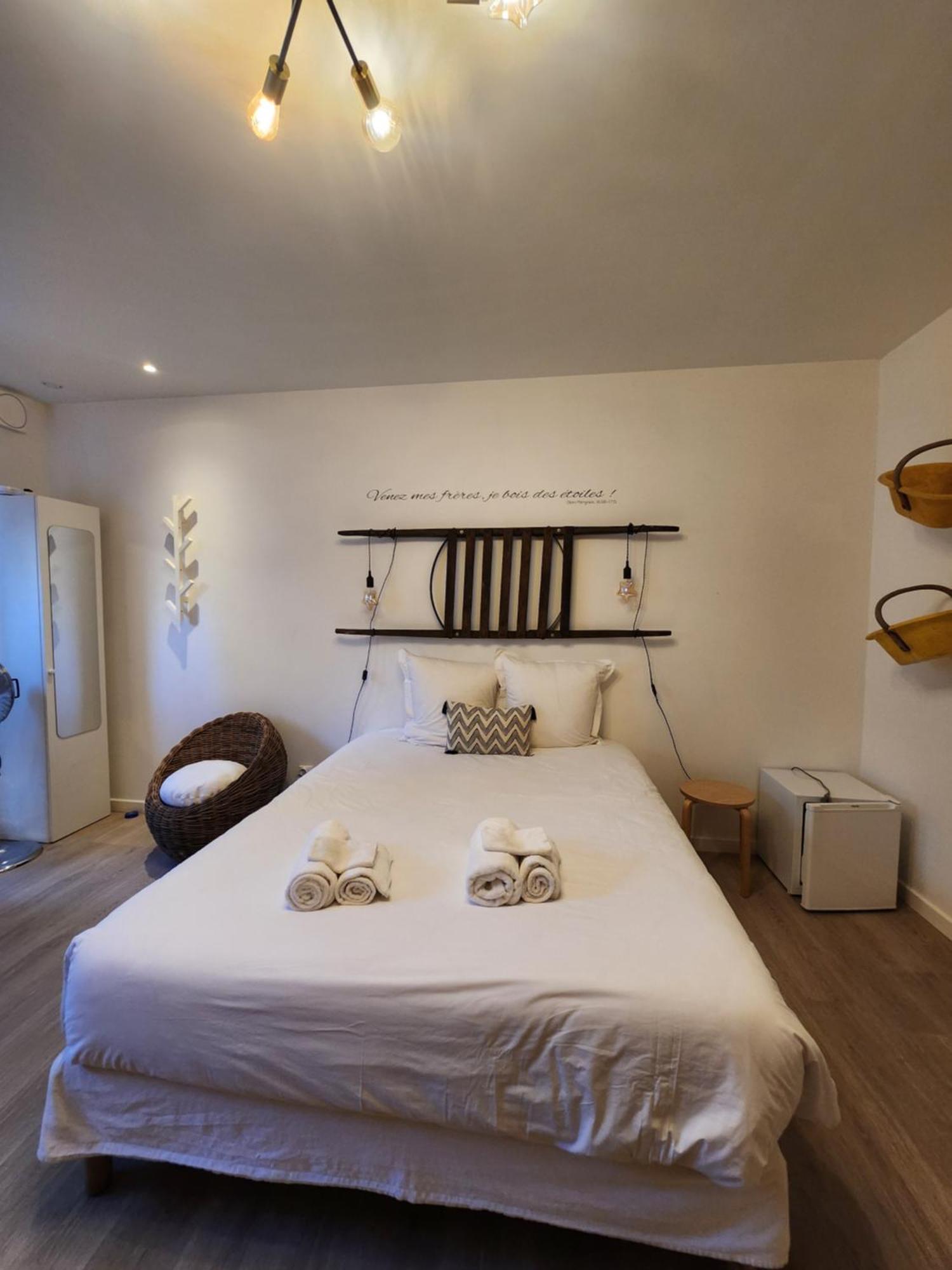 Chambres Privees Hyper-Centre Epernay Lit 160X200Cm Luaran gambar