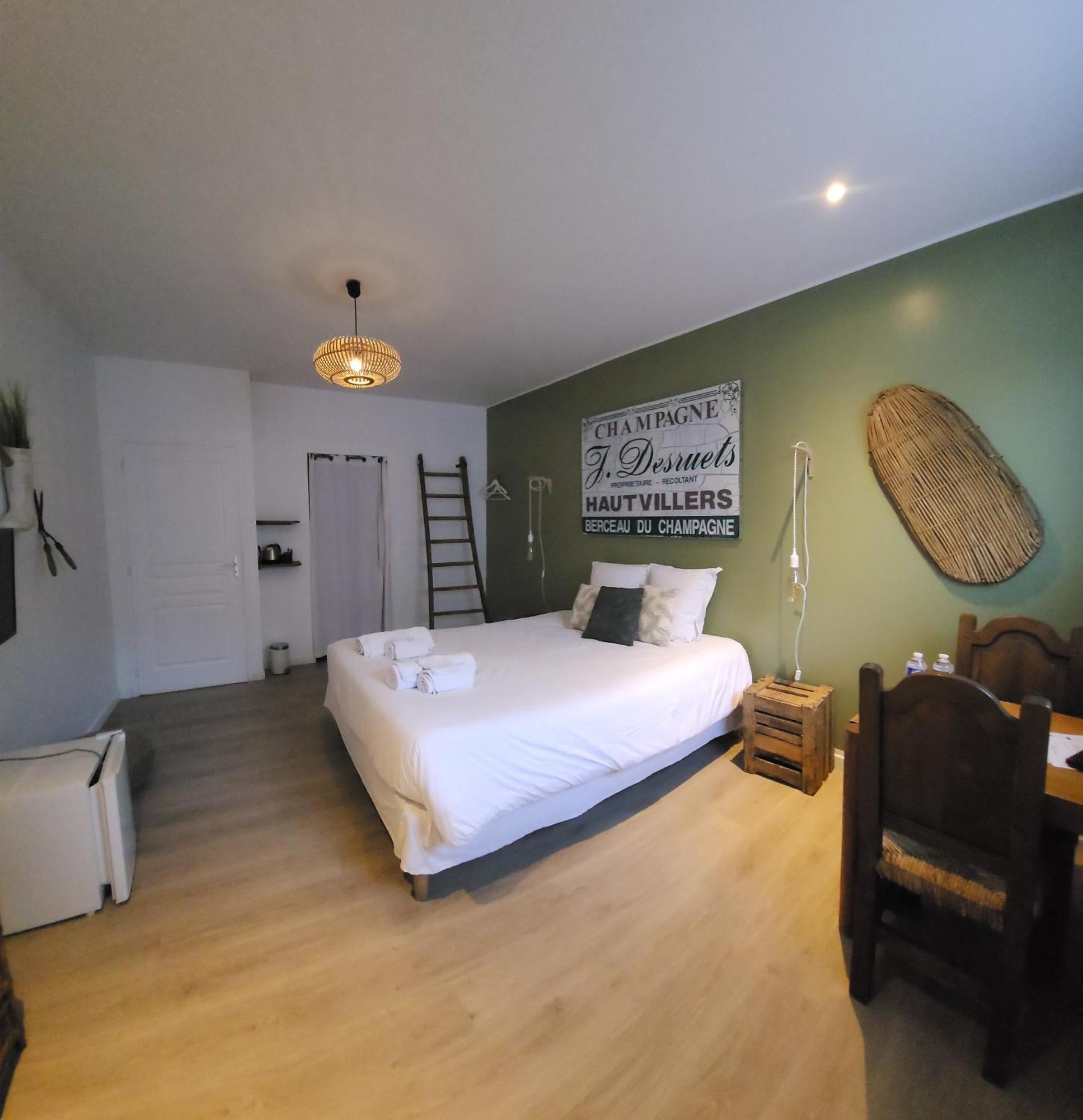 Chambres Privees Hyper-Centre Epernay Lit 160X200Cm Luaran gambar